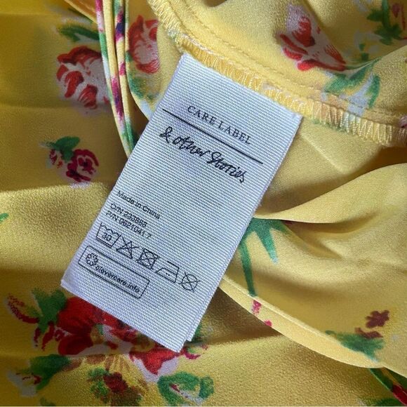 & Other Stories Pleated Floral Blouse - Picture 5 of 5